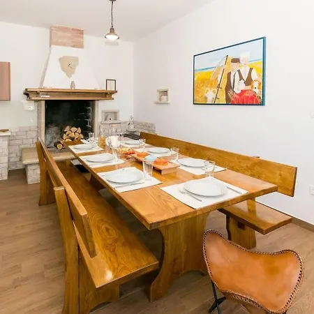 Rosa By Istrialux Villa *