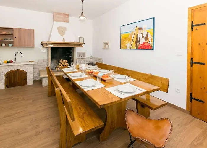 Rosa By Istrialux Villa *