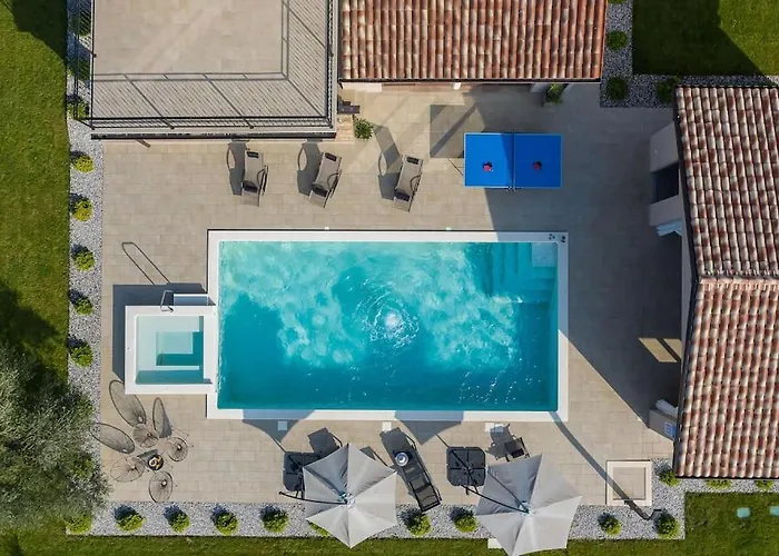 Villa Rosa By Istrialux Loborika