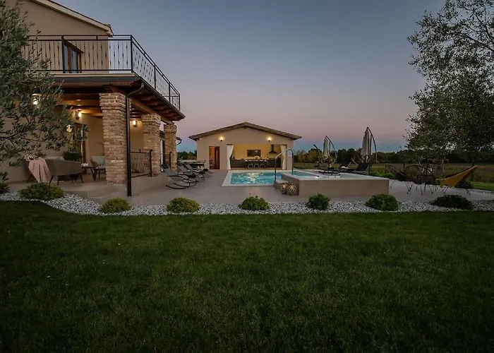 Villa Rosa By Istrialux Loborika