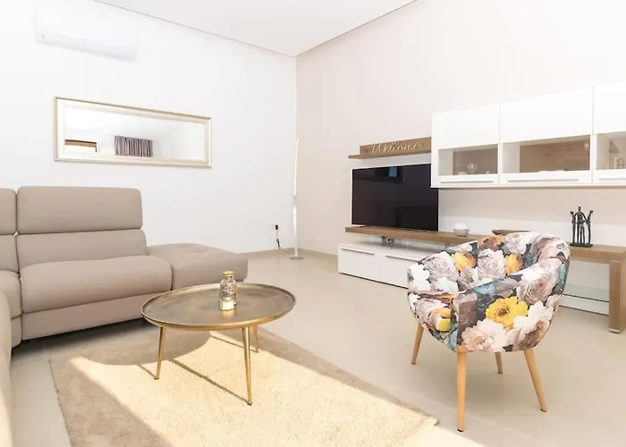 Rosa By Istrialux Villa *