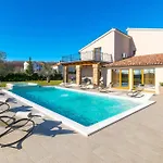 Villa Rosa By Istrialux