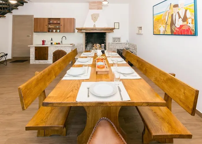 Rosa By Istrialux * Loborika